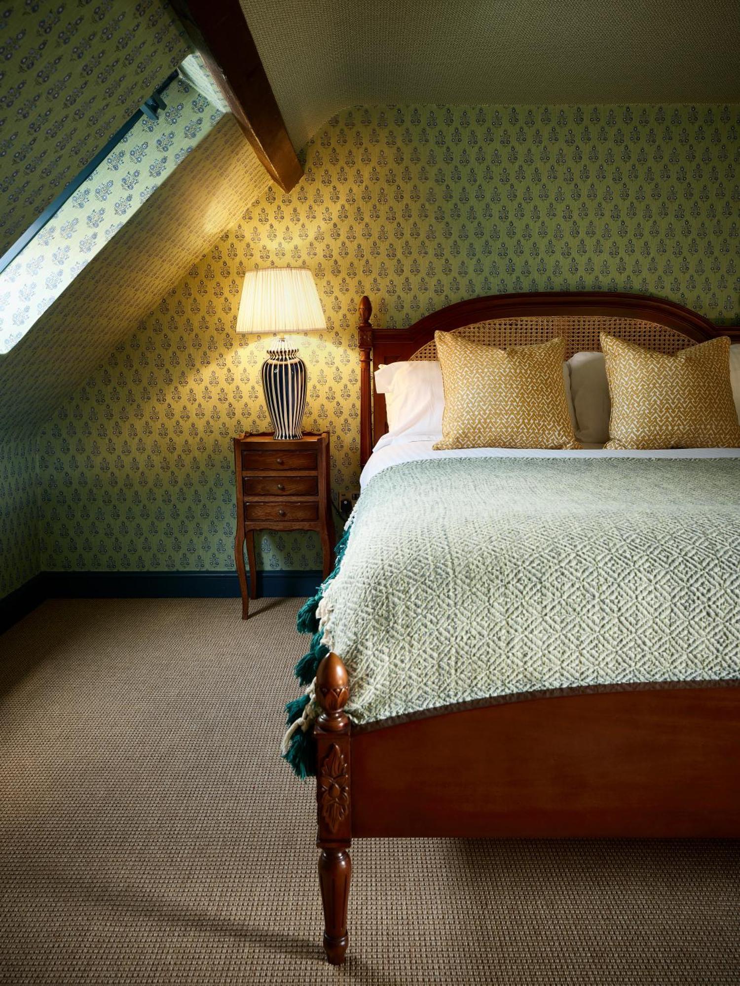 Townhouse Suites- Abbey Row 马姆斯伯里 客房 照片